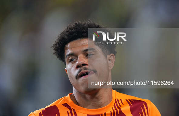 Gabriel Sara of Galatasaray  looks on during the Turkey Süper Ligue Round 5 between Fenerbahçe SK vs Galatasaray S.K., on September 21, 2024...