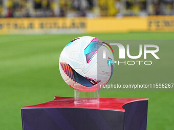    the ball during the Turkey Süper Ligue Round 5 between Fenerbahçe SK vs Galatasaray S.K., on September 21, 2024. (