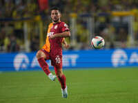 Dries Mertens of Galatasaray  looks on during the Turkey Süper Ligue Round 5 between Fenerbahçe SK vs Galatasaray S.K., on September 21, 202...