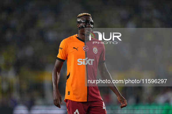 Victor Osimhen of Galatasaray  looks on during the Turkey Süper Ligue Round 5 between Fenerbahçe SK vs Galatasaray S.K., on September 21, 20...