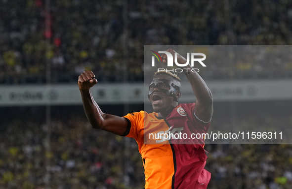 Victor Osimhen of Galatasaray  celebrate during the Turkey Süper Ligue Round 5 between Fenerbahçe SK vs Galatasaray S.K., on September 21, 2...