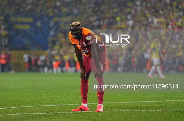 Victor Osimhen of Galatasaray  looks on during the Turkey Süper Ligue Round 5 between Fenerbahçe SK vs Galatasaray S.K., on September 21, 20...