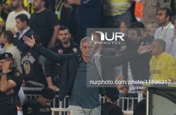 José Mourinho of Fenerbahce  gestures during the Turkey Süper Ligue Round 5 between Fenerbahçe SK vs Galatasaray S.K., on September 21, 2024...