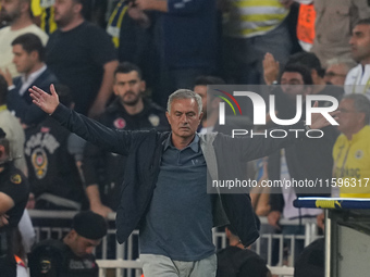 José Mourinho of Fenerbahce  gestures during the Turkey Süper Ligue Round 5 between Fenerbahçe SK vs Galatasaray S.K., on September 21, 2024...