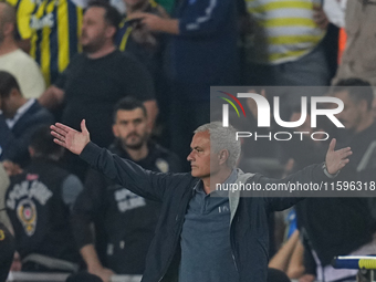 José Mourinho of Fenerbahce  gestures during the Turkey Süper Ligue Round 5 between Fenerbahçe SK vs Galatasaray S.K., on September 21, 2024...