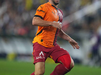 Dries Mertens of Galatasaray  looks on during the Turkey Süper Ligue Round 5 between Fenerbahçe SK vs Galatasaray S.K., on September 21, 202...