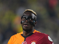 Victor Osimhen of Galatasaray  looks on during the Turkey Süper Ligue Round 5 between Fenerbahçe SK vs Galatasaray S.K., on September 21, 20...