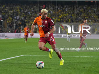 Barış Alper Yılmaz of Galatasaray  controls the ball during the Turkey Süper Ligue Round 5 between Fenerbahçe SK vs Galatasaray S.K., on Sep...