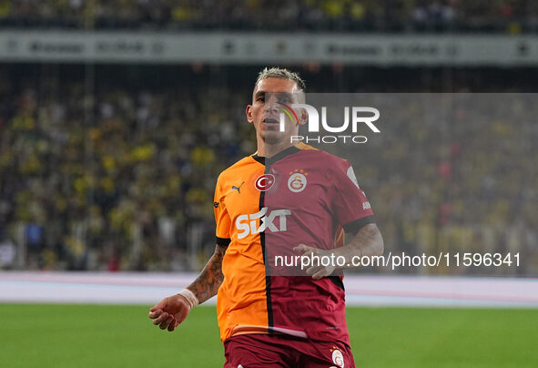 Lucas Torreira of Galatasaray  looks on during the Turkey Süper Ligue Round 5 between Fenerbahçe SK vs Galatasaray S.K., on September 21, 20...