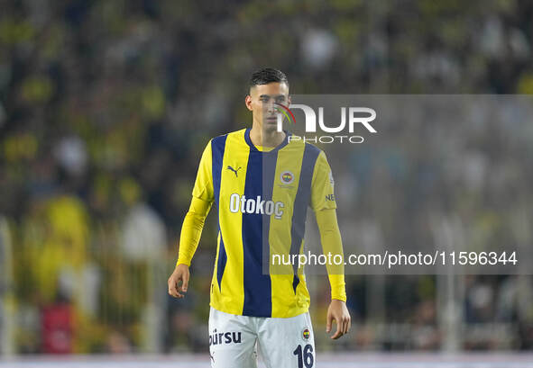 Mert Müldür of Fenerbahce  looks on during the Turkey Süper Ligue Round 5 between Fenerbahçe SK vs Galatasaray S.K., on September 21, 2024. 