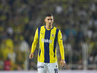 Mert Müldür of Fenerbahce  looks on during the Turkey Süper Ligue Round 5 between Fenerbahçe SK vs Galatasaray S.K., on September 21, 2024....