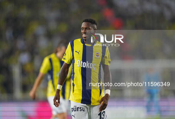 Fred of Fenerbahce  looks on during the Turkey Süper Ligue Round 5 between Fenerbahçe SK vs Galatasaray S.K., on September 21, 2024. 