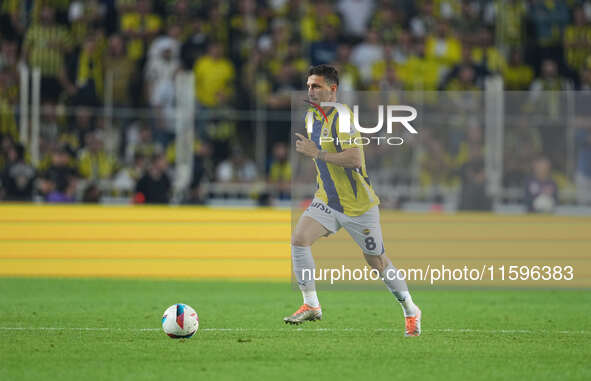 Mert Hakan Yandaş of Fenerbahce  controls the ball during the Turkey Süper Ligue Round 5 between Fenerbahçe SK vs Galatasaray S.K., on Septe...