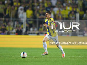 Mert Hakan Yandaş of Fenerbahce  controls the ball during the Turkey Süper Ligue Round 5 between Fenerbahçe SK vs Galatasaray S.K., on Septe...