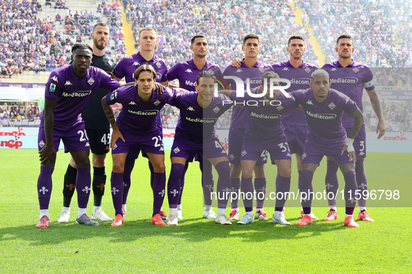 ACF Fiorentina players pose for a team photo prior to the Italian Serie A football match between ACF Fiorentina and SS Lazio ,on September 2...