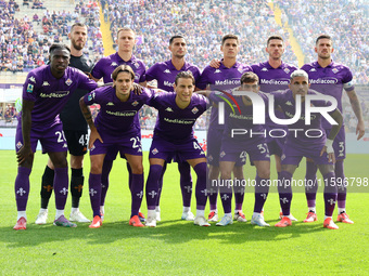 ACF Fiorentina players pose for a team photo prior to the Italian Serie A football match between ACF Fiorentina and SS Lazio ,on September 2...