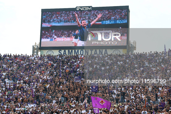 Supporters of ACF Fiorentina prior to the Italian Serie A football match between ACF Fiorentina and SS Lazio ,on September 22 , 2024 at the...