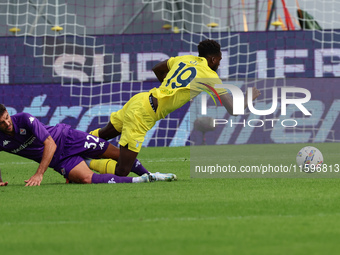 Danilo Cataldi of ACF Fiorentina and Boulaye Dia of SS Lazio ,battle for the ball during the Italian Serie A football match between ACF Fior...