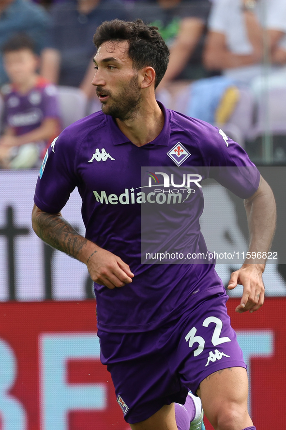 Danilo Cataldi of ACF Fiorentina controls the ball during the Italian Serie A football match between ACF Fiorentina and SS Lazio ,on Septemb...