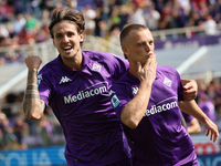 Albert Gudmundsson of ACF Fiorentina celebrates after scoring his team's goal during the Italian Serie A football match between ACF Fiorenti...