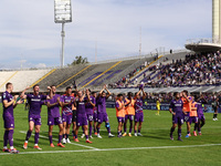 ACF Fiorentina players greet the curve of its fans after the victory between the Italian Serie A football match between ACF Fiorentina and S...