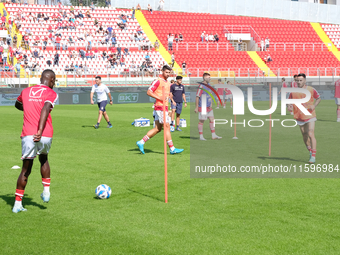 Mantova Calcio 1911 warms up during the Italian Serie B soccer championship match against AS Cittadella 1973 at Danilo Martelli Stadium in M...