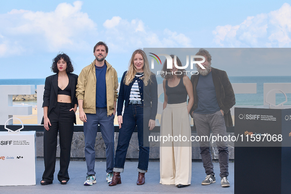 Pilar Palomero, Patricia Lopez Arnaiz, Antonio de la Torre, Julian Lopez, and Marina Guerola attend the photocall of the film ''Los Destello...