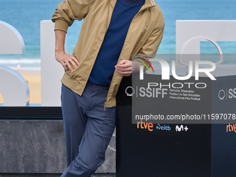 Julian Lopez attends the photocall of the film ''Los Destellos'' during the 72nd San Sebastian International Film Festival in San Sebastian,...