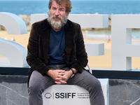 Antonio de la Torre attends the photocall of the film ''Los Destellos'' during the 72nd San Sebastian International Film Festival in San Seb...