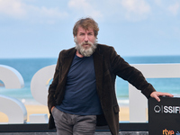 Antonio de la Torre attends the photocall of the film ''Los Destellos'' during the 72nd San Sebastian International Film Festival in San Seb...