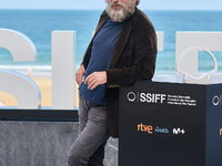 Antonio de la Torre attends the photocall of the film ''Los Destellos'' during the 72nd San Sebastian International Film Festival in San Seb...