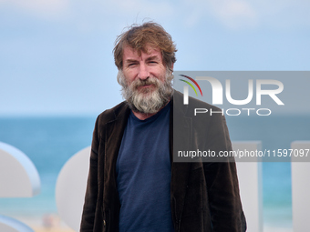 Antonio de la Torre attends the photocall of the film ''Los Destellos'' during the 72nd San Sebastian International Film Festival in San Seb...