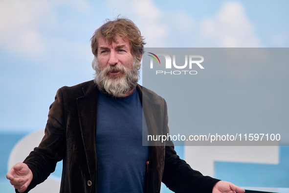 Antonio de la Torre attends the photocall of the film ''Los Destellos'' during the 72nd San Sebastian International Film Festival in San Seb...