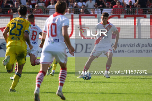 Alessandro Debenedetti of Mantova 1911 carries the ball during the Italian Serie B soccer championship football match between Mantova Calcio...