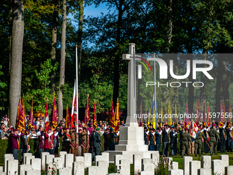 As part of the commemorations for the 80th anniversary of Operation Market Garden, a memorial service takes place at the Arnhem Oosterbeek W...