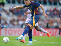 Artem Dovbyk of AS Roma scores first goal during the Serie A Enilive match between AS Roma and Udinese Calcio at Stadio Olimpico on Septembe...