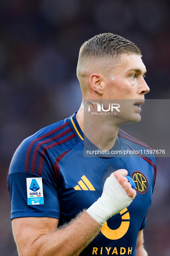 Artem Dovbyk of AS Roma celebrates after scoring first goal during the Serie A Enilive match between AS Roma and Udinese Calcio at Stadio Ol...