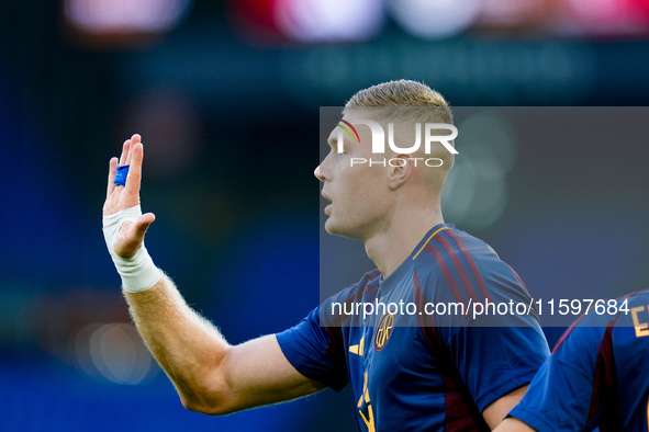 Artem Dovbyk of AS Roma celebrates after scoring first goal during the Serie A Enilive match between AS Roma and Udinese Calcio at Stadio Ol...