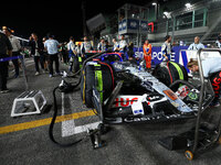 The car of Daniel Ricciardo of Australia and Visa Cash App RB F1 Team is on the grid ahead of the F1 Grand Prix of Singapore at Marina Bay S...