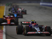 Yuki Tsunoda of Japan drives the Visa Cash App RB F1 Team VCARB 01 during the F1 Grand Prix of Singapore at Marina Bay Street Circuit in Sin...