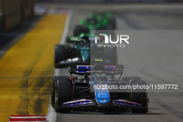 Pierre Gasly of France drives the BWT Alpine F1 Team A524 during the F1 Grand Prix of Singapore at Marina Bay Street Circuit in Singapore, S...