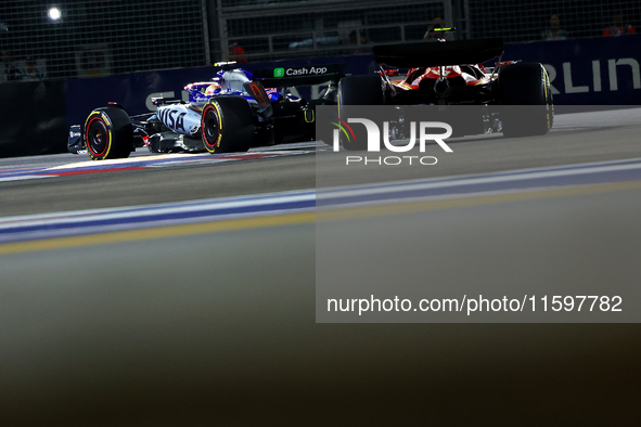 Yuki Tsunoda of Japan drives the Visa Cash App RB F1 Team VCARB 01 during the F1 Grand Prix of Singapore at Marina Bay Street Circuit in Sin...