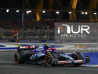 Yuki Tsunoda of Japan drives the Visa Cash App RB F1 Team VCARB 01 during the F1 Grand Prix of Singapore at Marina Bay Street Circuit in Sin...