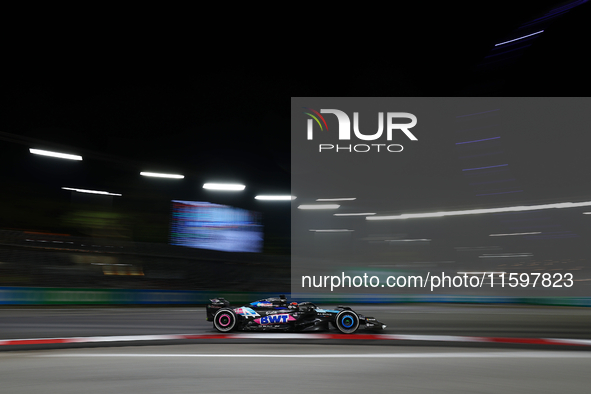 Pierre Gasly of France drives the BWT Alpine F1 Team A524 during the F1 Grand Prix of Singapore at Marina Bay Street Circuit in Singapore, S...