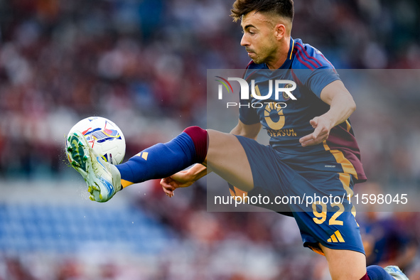 Stephan El Shaarawy of AS Roma controls the ball during the Serie A Enilive match between AS Roma and Udinese Calcio at Stadio Olimpico on S...