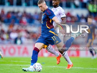 Artem Dovbyk of AS Roma scores first goal during the Serie A Enilive match between AS Roma and Udinese Calcio at Stadio Olimpico on Septembe...