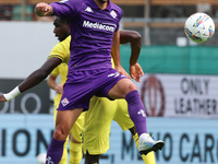 Danilo Cataldi of ACF Fiorentina controls the ball during the Italian Serie A football match between ACF Fiorentina and SS Lazio ,on Septemb...