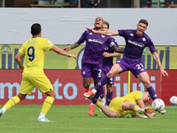 Robin Gosens with Domilson Cordeiro Dos Santos Dodo of ACF Fiorentina controls the ball during the Italian Serie A football match between AC...