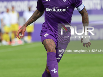 Domilson Cordeiro Dos Santos Dodo of ACF Fiorentina controls the ball during the Italian Serie A football match between ACF Fiorentina and S...