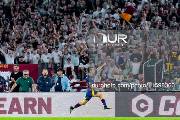 Tommaso Baldanzi of AS Roma celebrates after scoring third goal during the Serie A Enilive match between AS Roma and Udinese Calcio at Stadi...